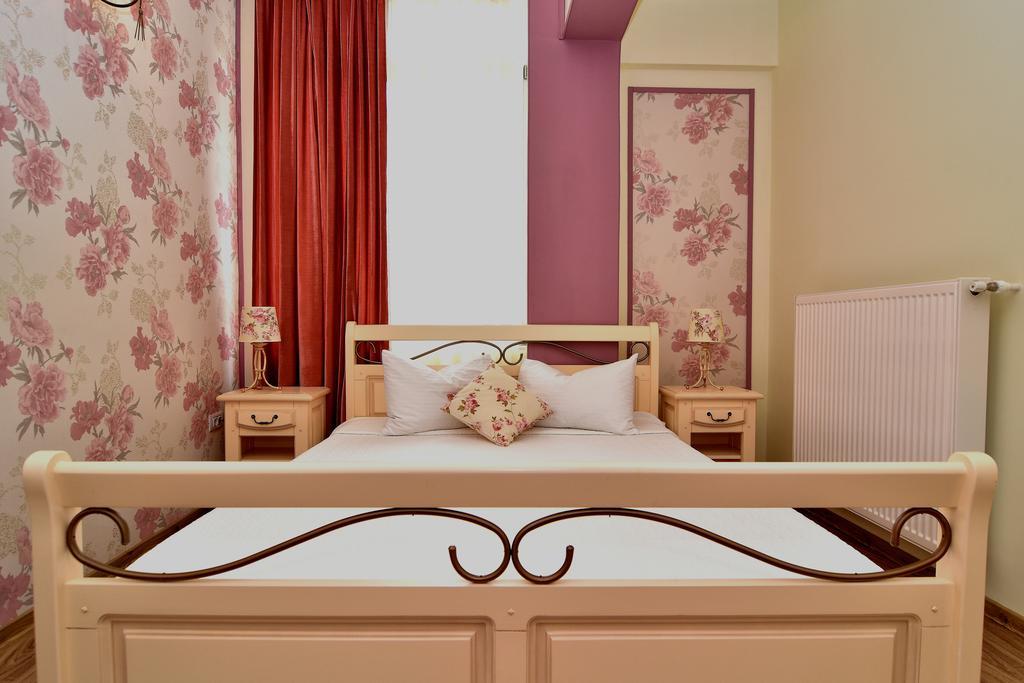 Boutique Vila White Duchess Navodari Exterior photo